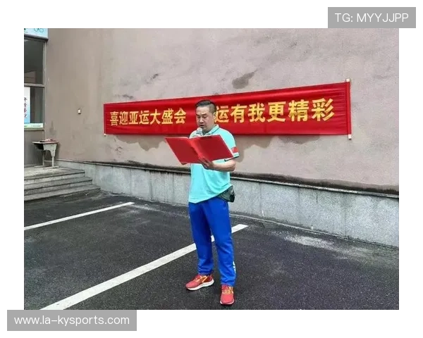 国际游泳协会在赛事中推行观众文明观赛倡议与执行细则，游泳观赛礼仪